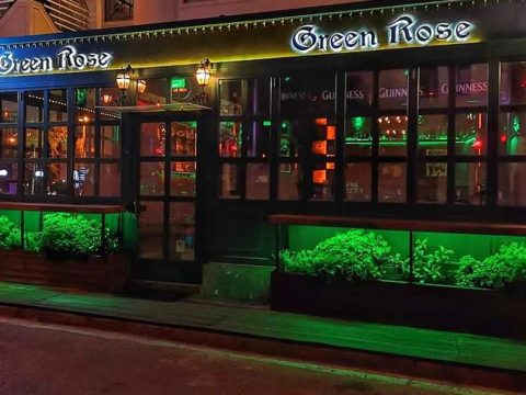Green Rose Beer: Η πηγή της μπύρας στην καρδιά του Περιστερίου