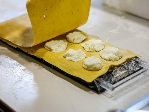 Ο Frankie από το Κολωνάκι έρχεται…σπίτι σου!