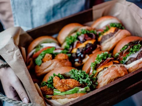 Σταμάτα ό,τι κάνεις και δοκίμασε burger στο «Soho»