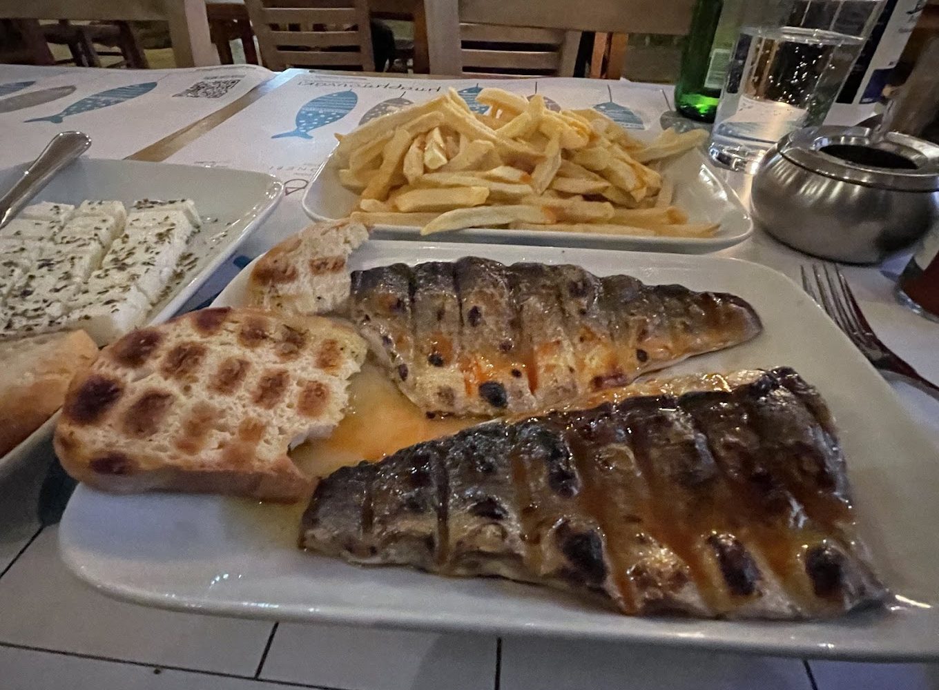 Μυρίζουν θάλασσα: Το μαγαζί με τα πιο φρέσκα και νόστιμα ψάρια που έχεις φάει ποτέ (Pics)