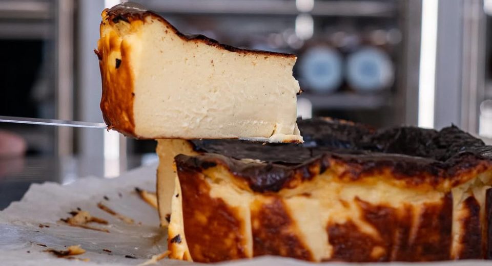 Πού τρώμε φοβερό βάσκικο cheesecake στην Αθήνα