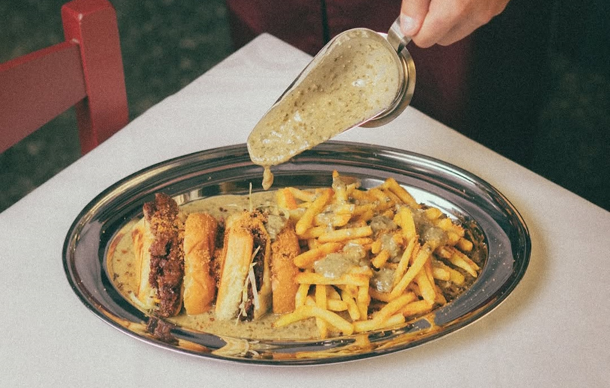 Σε αυτό το νέο street food τα μπέργκερ έχουν γαλλική φινέτσα
