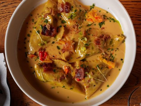 Το must στέκι στο Περιστέρι για comfort food με twist
