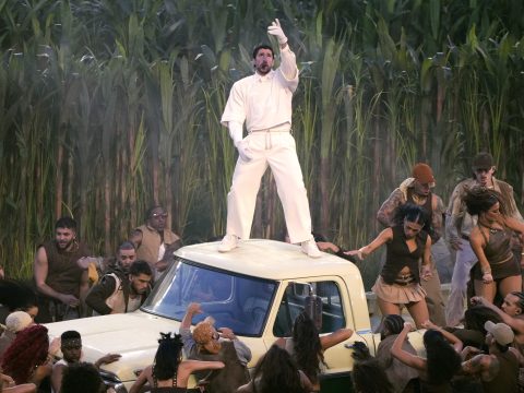 O Bad Bunny είναι η μόνη αλήθεια
